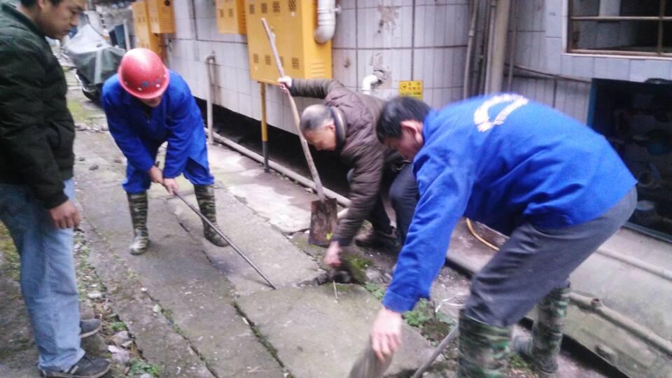 铁东清掏化粪池、管道疏通一站式服务<高效><技术><可靠>